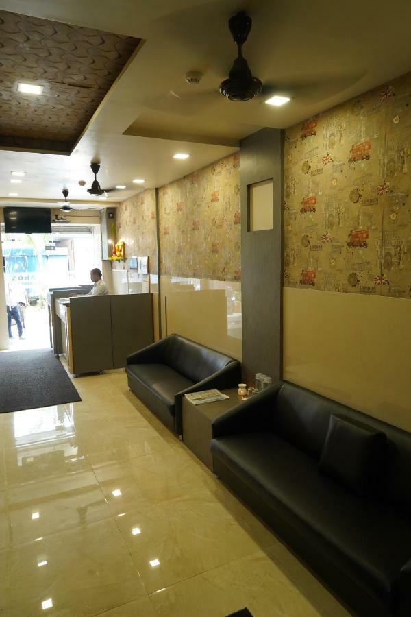 Sharda Residency 호텔 뭄바이 외부 사진