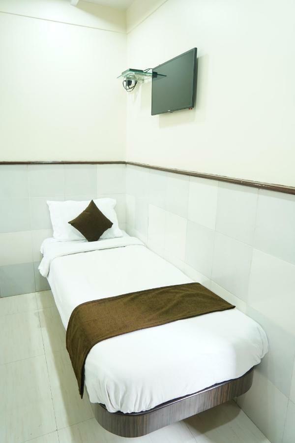 Sharda Residency 호텔 뭄바이 외부 사진